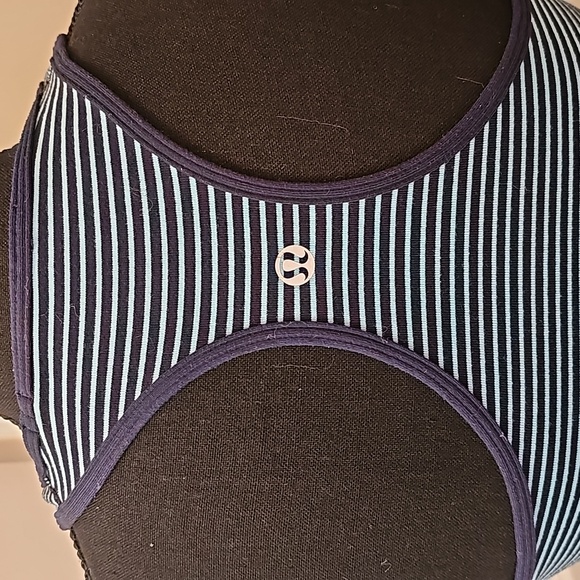 216. Lululemon Cool Racerback Tank - Picture 4 of 8